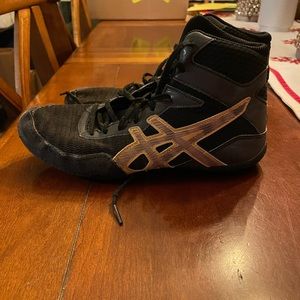 ASICS wrestling shoes